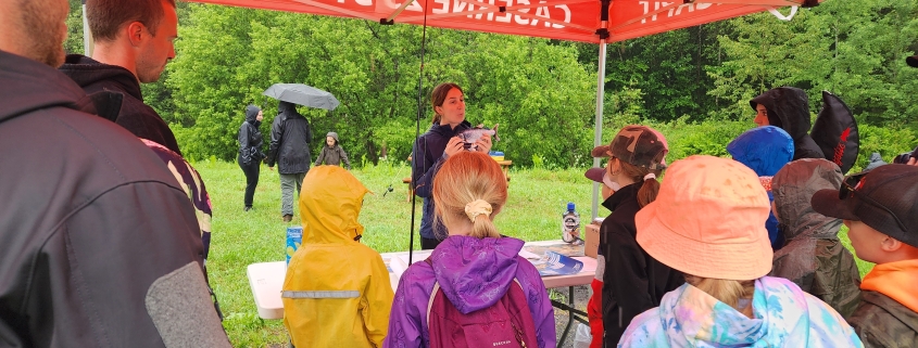 Kiosque de sensibilisation à fête de la pêche à St-Agapit le 8 juin 2024